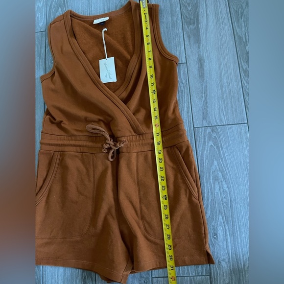 Universal Thread Rust/Bronze Sweater Romper, Drawstring Detail, Size Small•••NWT - Picture 13 of 16